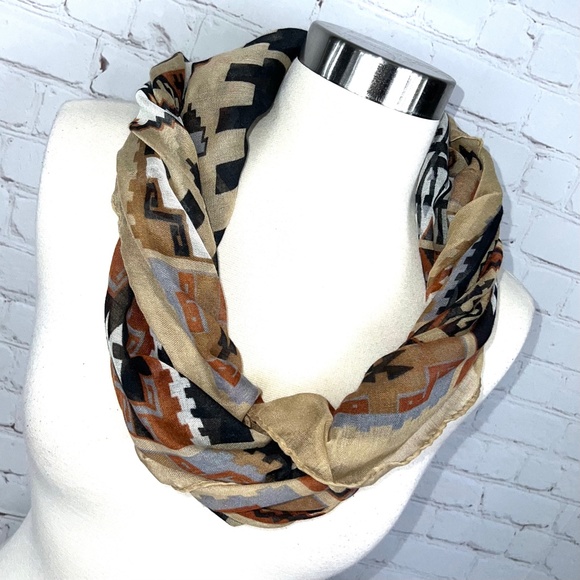 🛍️$3 Bundled Lightweight Tan Black Multicolor Infinity Scarf - Picture 4 of 9